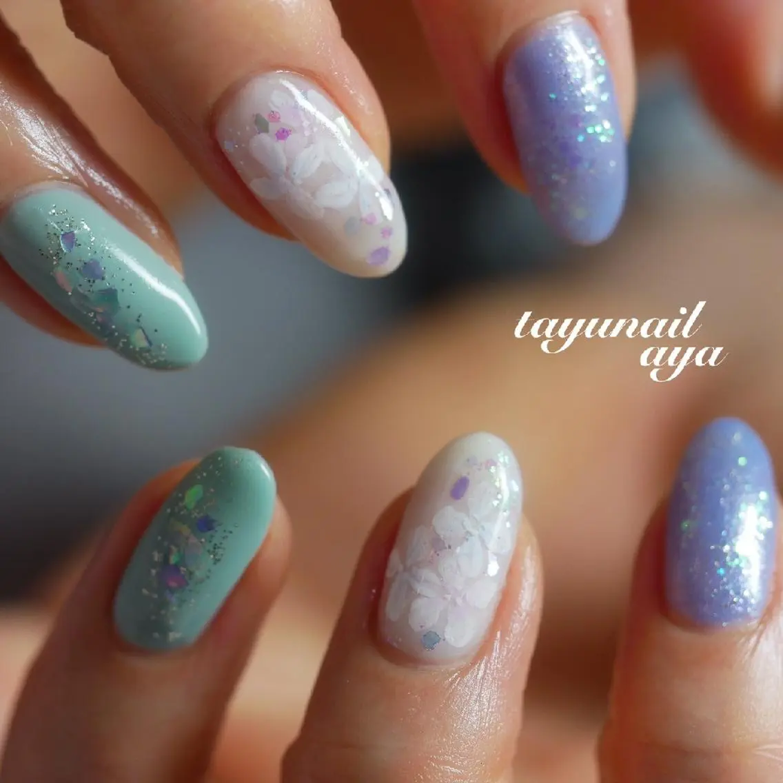 ネイル アートネイル ブルー ジェルネイル キラキラネイル ラメ(グリッター) ネイルサロン 【たゆnail】のネイルデザイン