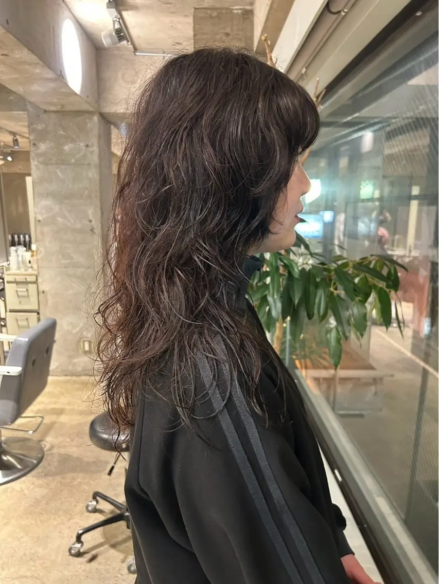 ロング パーマ カット パーマ トリートメント レイヤーパーマ 竹之内竜矢のヘアスタイル