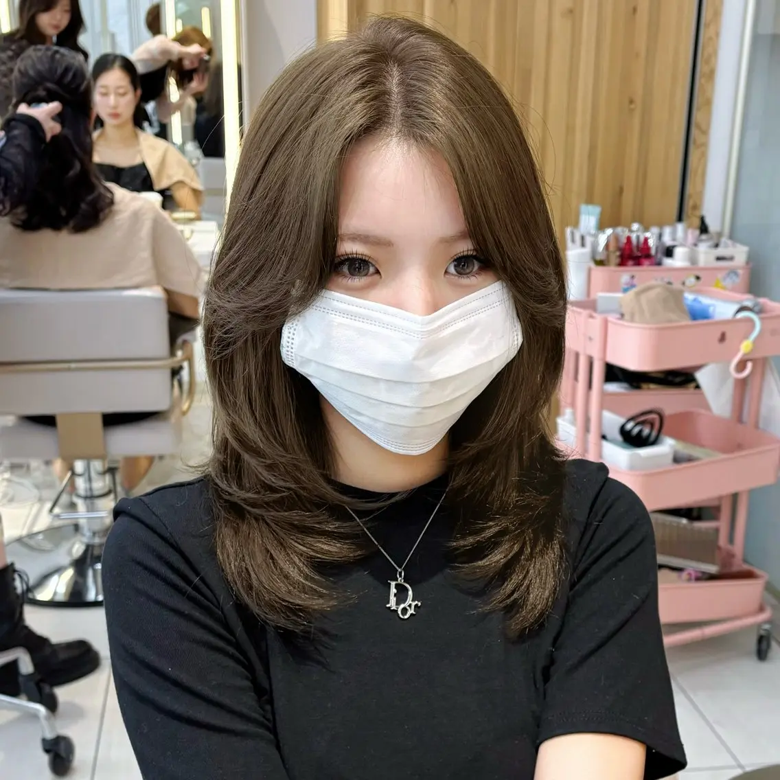 ミディアム カラー カット ヘアカラー トリートメント かなこ/ミディアム レイヤー／ワンカールのヘアスタイル