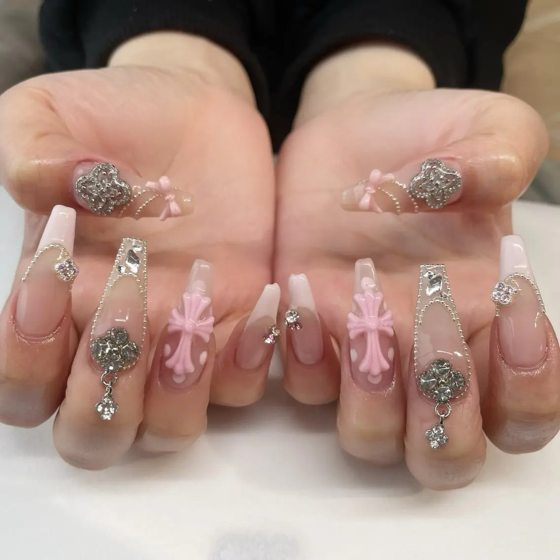 ネイル ハンドネイル 💎🐰 saki. m 🐰💎のネイルデザイン