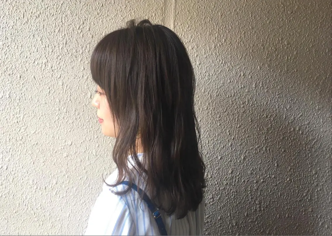 ミディアム カラー オリーブグレー サダハルカ |chouetteのヘアスタイル