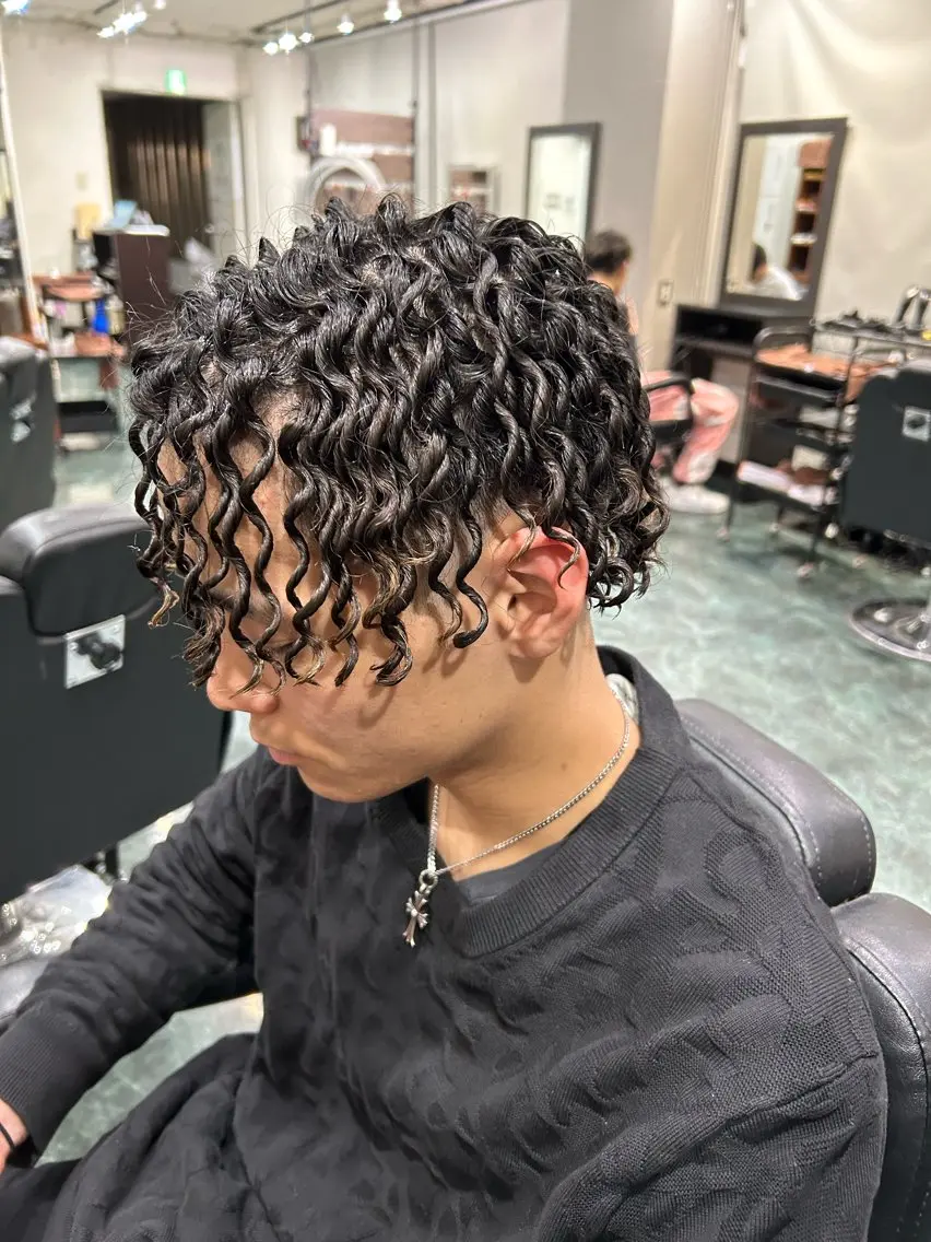 パーマ メンズ メンズ美容室 難波北川司のヘアスタイル