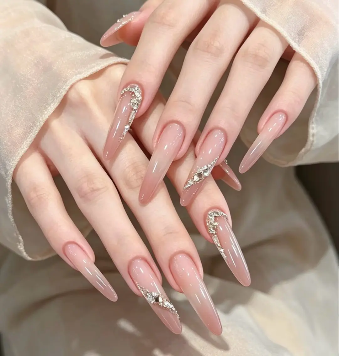 ネイル アートネイル ジェルネイル 韓国ネイル ニュアンスネイル シンプルネイル ハンドネイル ハンドケア Anna Melia Nailのネイルデザイン