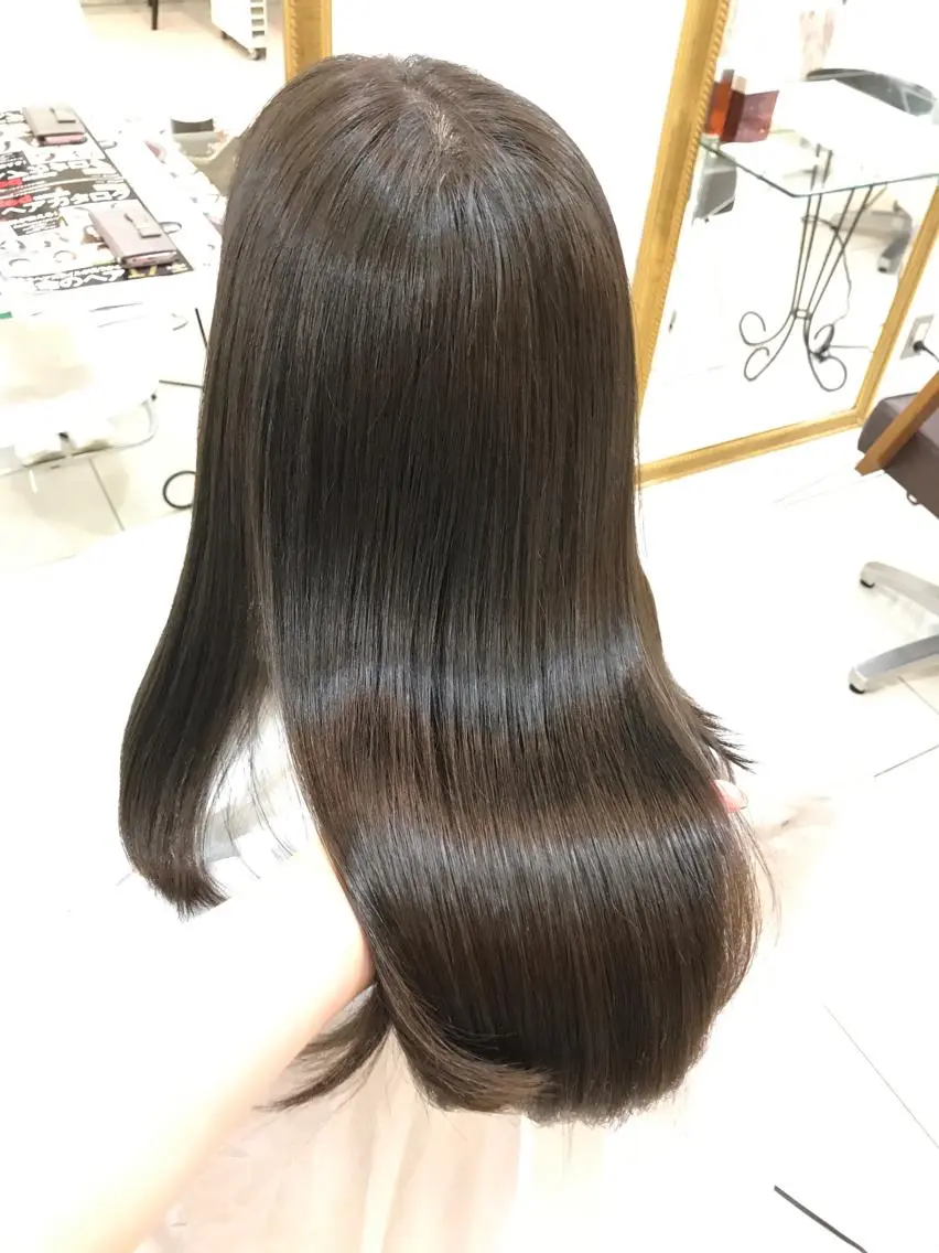💙炭酸付き💙シルクストレート+トリートメントの写真