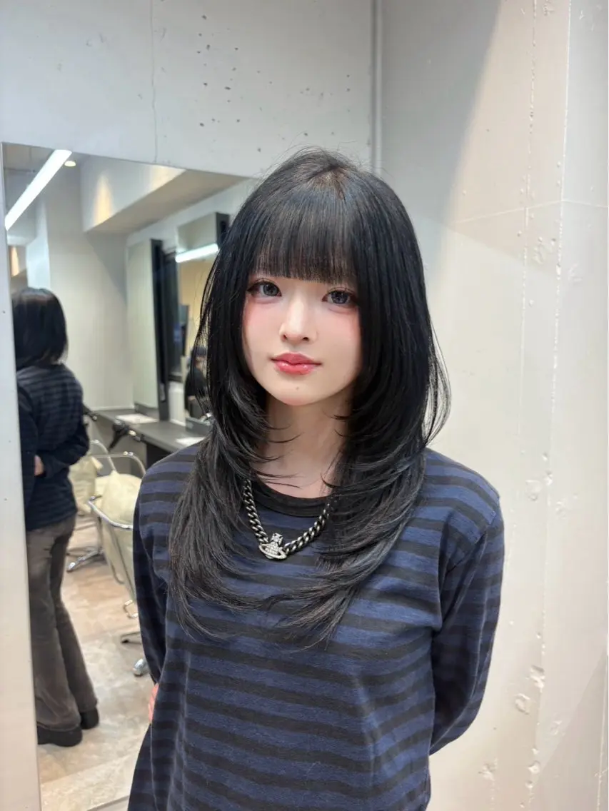 ロング カラー ハッシュカット カット ヘアカラー トリートメント 韓国ヘア🎀 /♡𝓝𝓸𝓪♡のヘアスタイル
