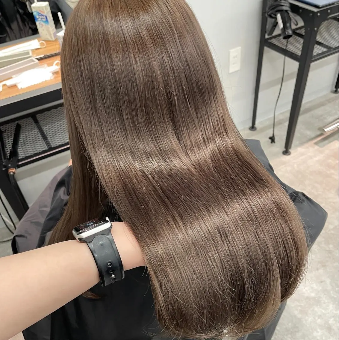 ロング カラー ブラウンカラー チョコレートブラウン 女性艶髪マンツーマン YUKIのヘアスタイル