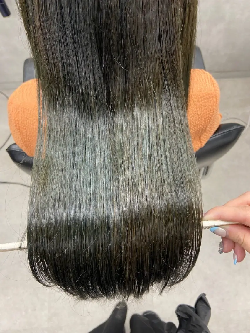 セミロング トリートメント ヘアカラー 宮尾 星夢のヘアスタイル