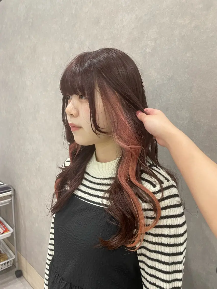 ロング ピンクブラウン つちくら あみのヘアスタイル