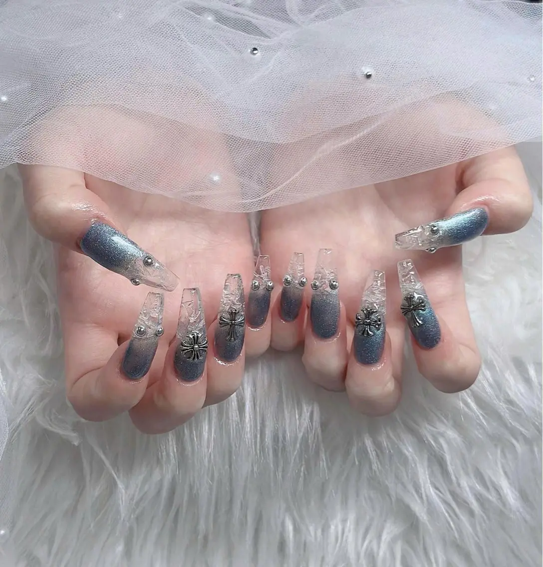 ネイル フレンチネイル ジェルネイル ハロウィン キラキラネイル 韓国ネイル ハンドネイル H.baby Nail Salonのネイルデザイン