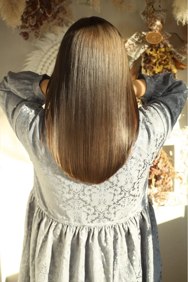 セミロング 伊藤 裕貴のヘアスタイル