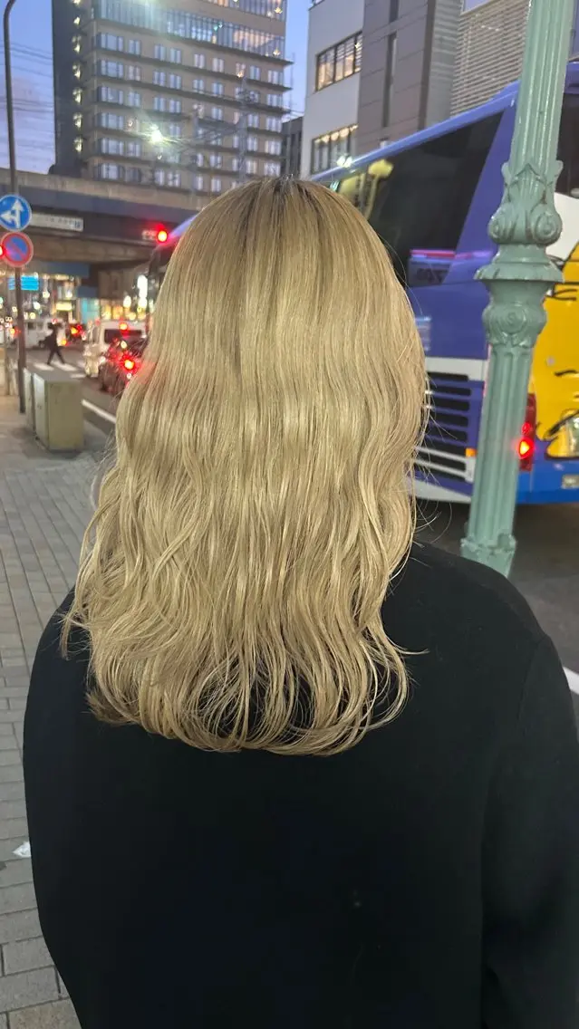 セミロング stylist 倉本恋のヘアスタイル