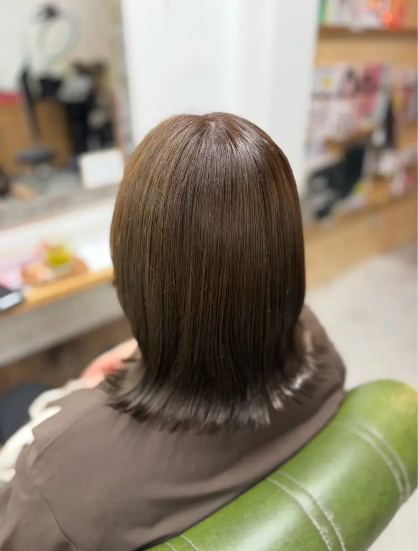 ミディアム カラー 菅原 愛華のヘアスタイル