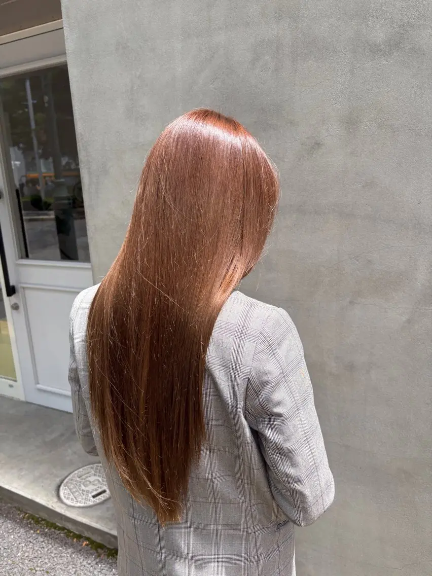 ロング ヘアカラー Londnaitre /Miriaのヘアスタイル