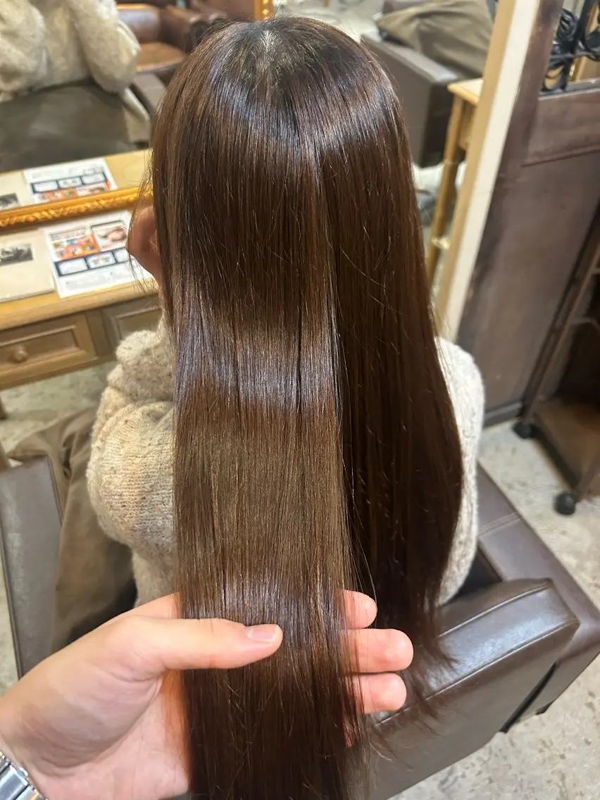 ロング カラー カット 縮毛矯正 トリートメント 小澤 一稀のヘアスタイル