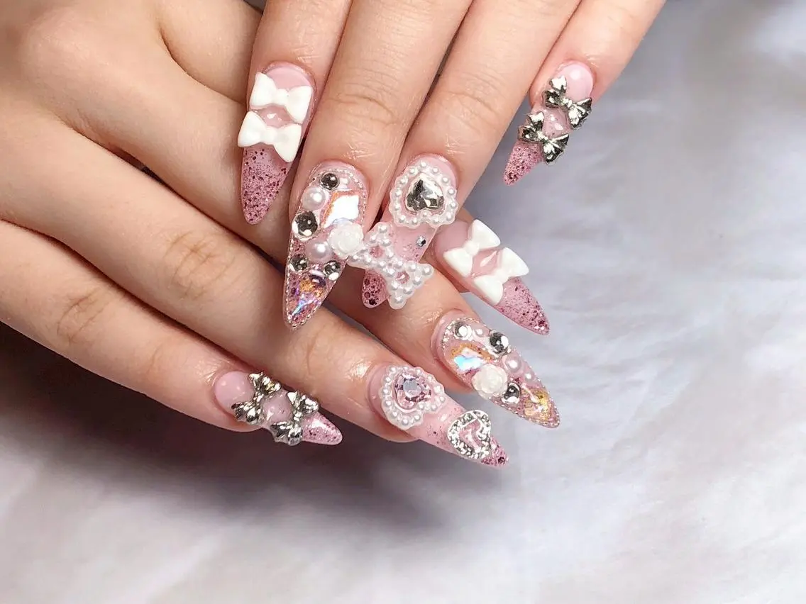 ❤️🔥チップ長さだし+パーツなんでもOKつけ放題💎 オフありの写真