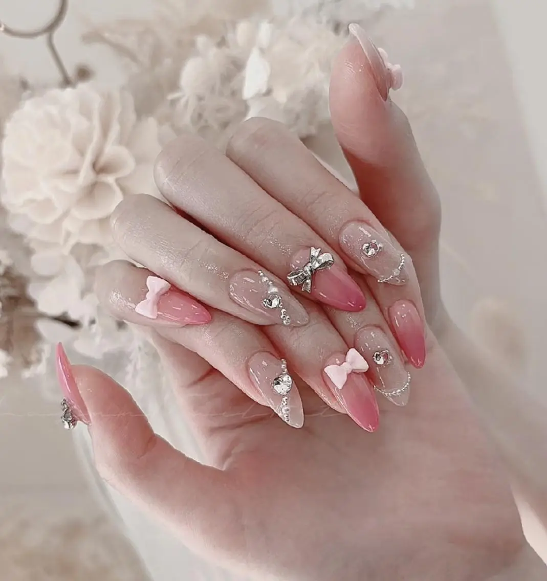 ネイル ハンドネイル エリ🫧 nail池袋東口のネイルデザイン