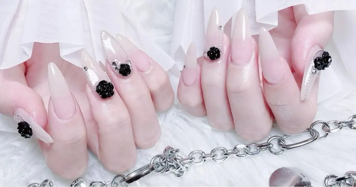 ネイル ハンドネイル H3 Nail Tsuki🦋💙のネイルデザイン
