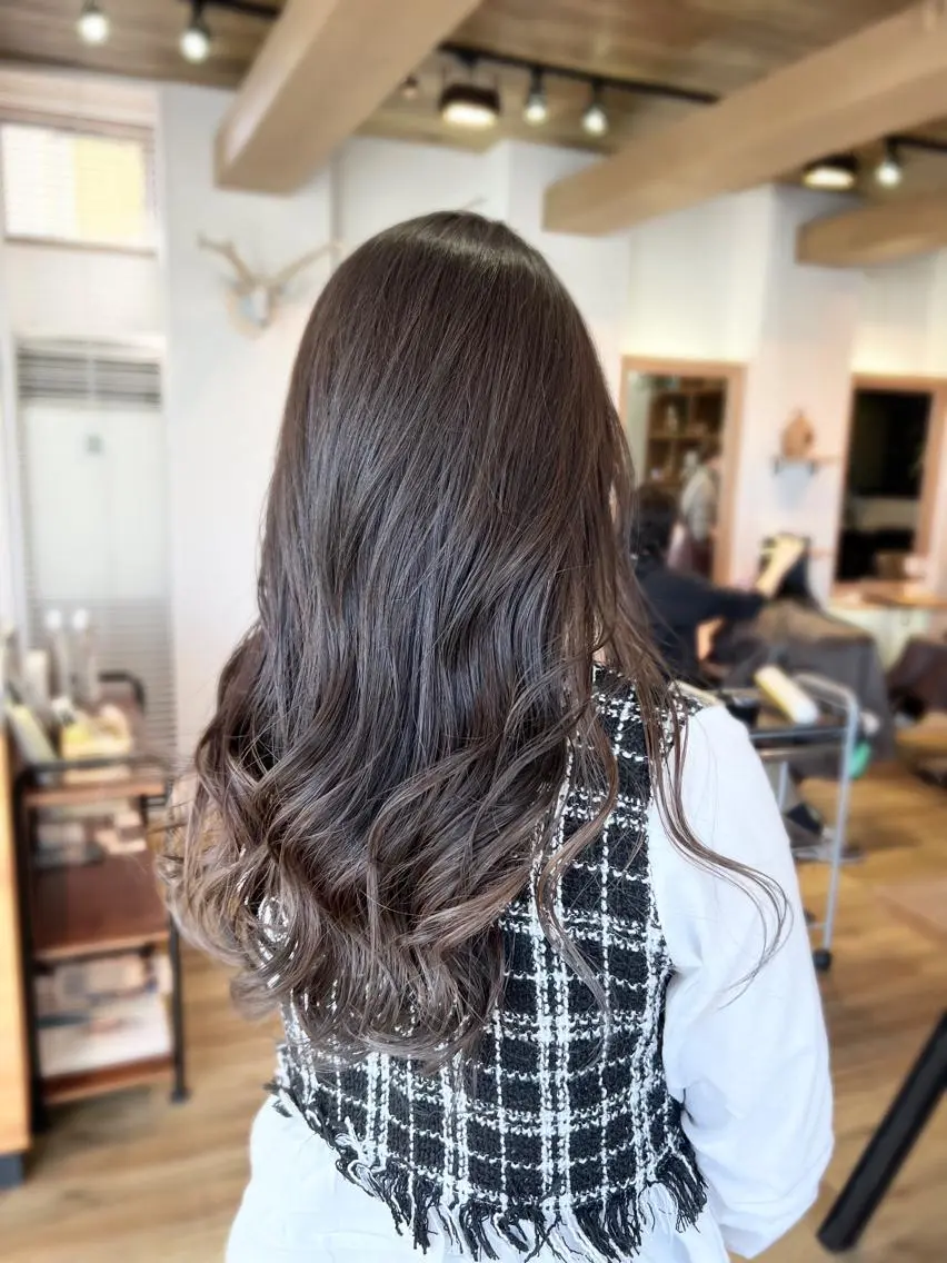 【⭐カット＋全体カラー⭐】トリートメント付の写真