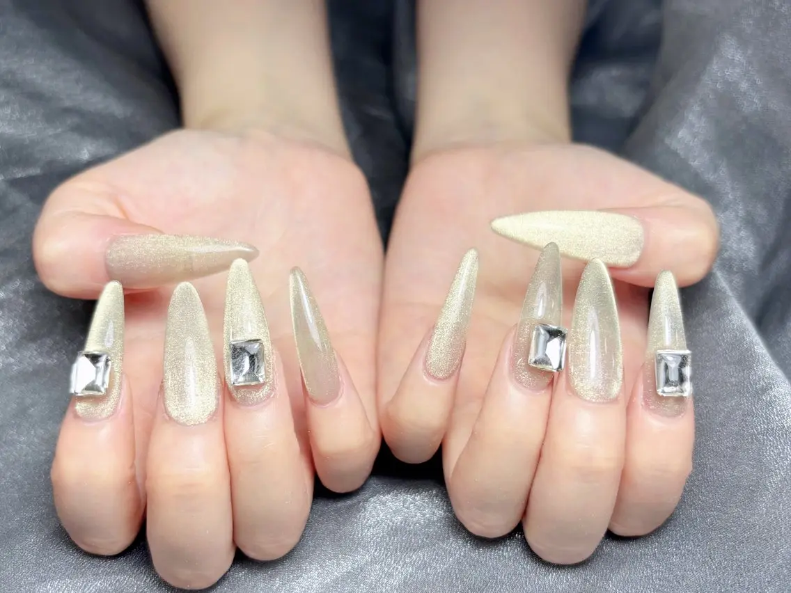 ネイル ハンドネイル H3 Nail Tsuki🦋💙のネイルデザイン
