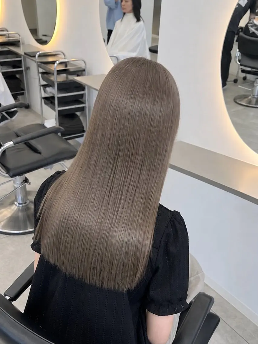 セミロング カラー ブリーチ グレージュ カット トリートメント RENOレイヤー/ベ ージュtoyokaのヘアスタイル