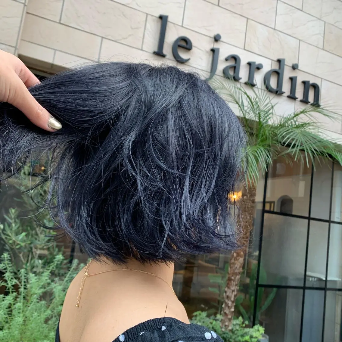 カラー 黒髪 ブルーカラー ブルーブラック SHIAN 八王子👼鬼塚さやかのヘアスタイル