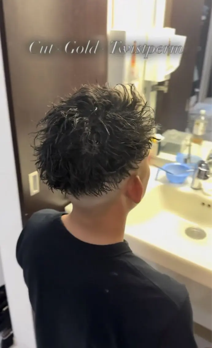 メンズ メンズ特化美容師 安藤瑠希のヘアスタイル