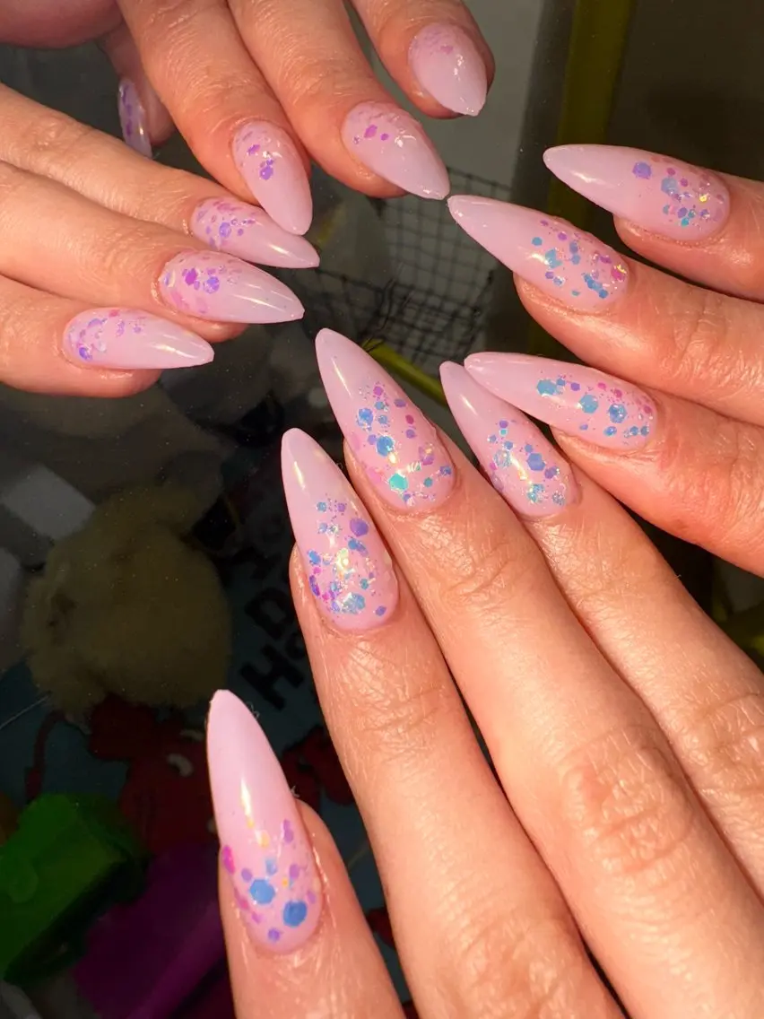 ネイル キラキラネイル ピンク シンプルネイル 33nail✴️栄 スミレ❇️Gel-xのネイルデザイン