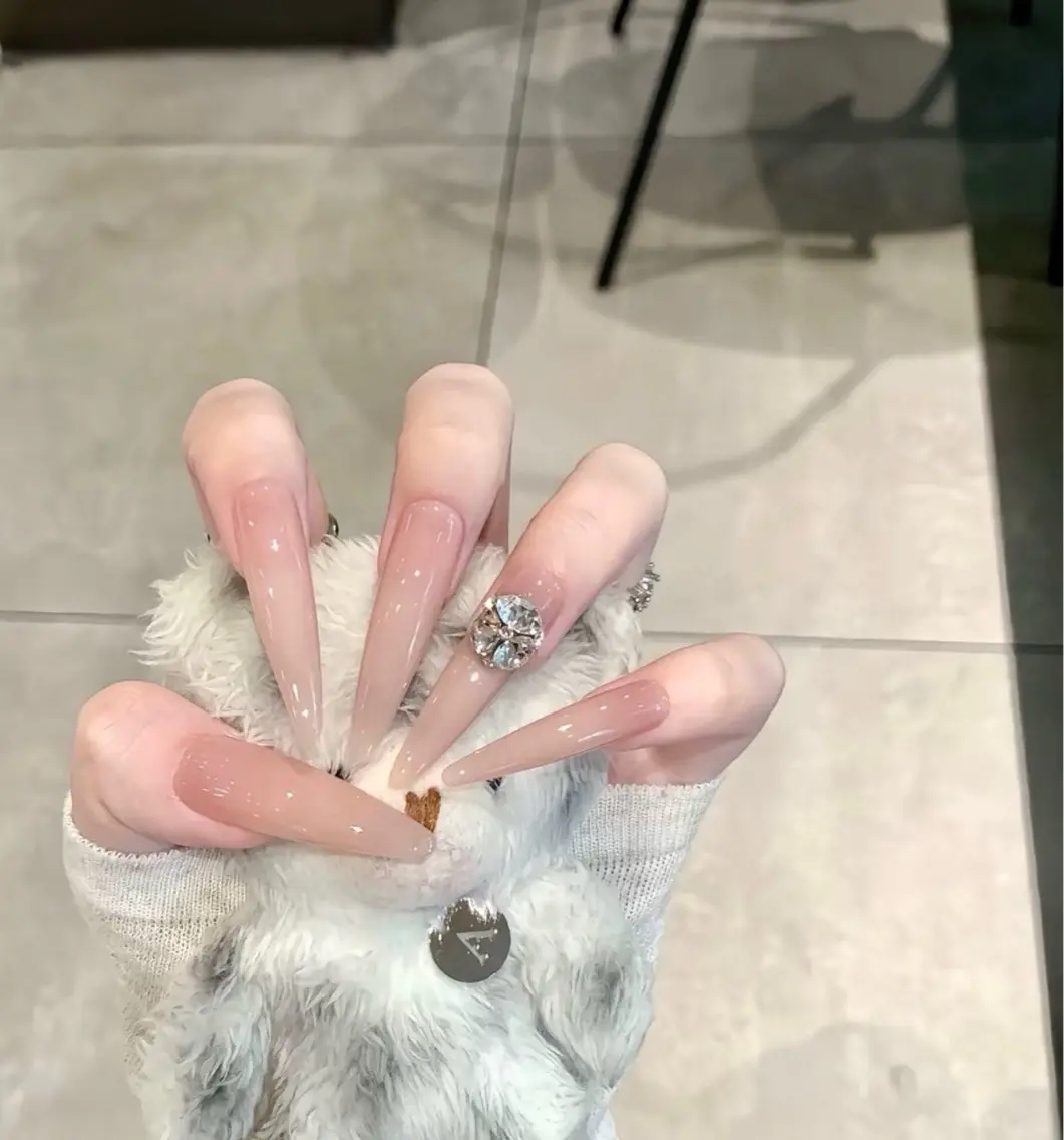 ネイル ハンドネイル U.mi Nail Salonのネイルデザイン
