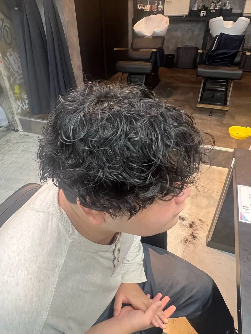 メンズスペインカール🇪🇸 シャドウパーマにしたい方はこちら!!の写真