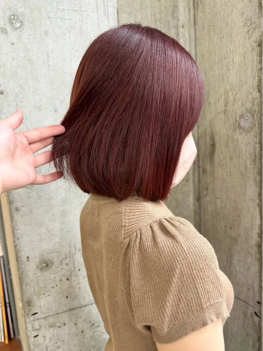 ショート カラー ブラウンカラー レッドカラー レッドブラウン 切りっぱなしボブ/ ブリーチカラー/大塚のヘアスタイル