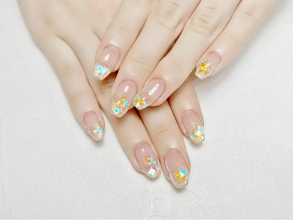 ネイル 氷ネイル・うるうるネイル キラキラネイル ワンホンネイル rouse nail RISATOのネイルデザイン