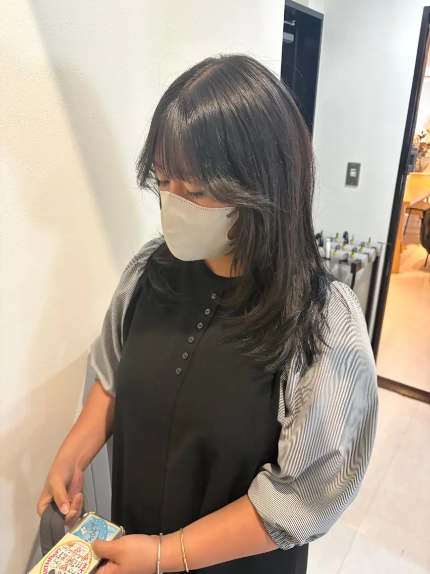 セミロング ハイレイヤー レイヤーカット 光岡 玲遠のヘアスタイル