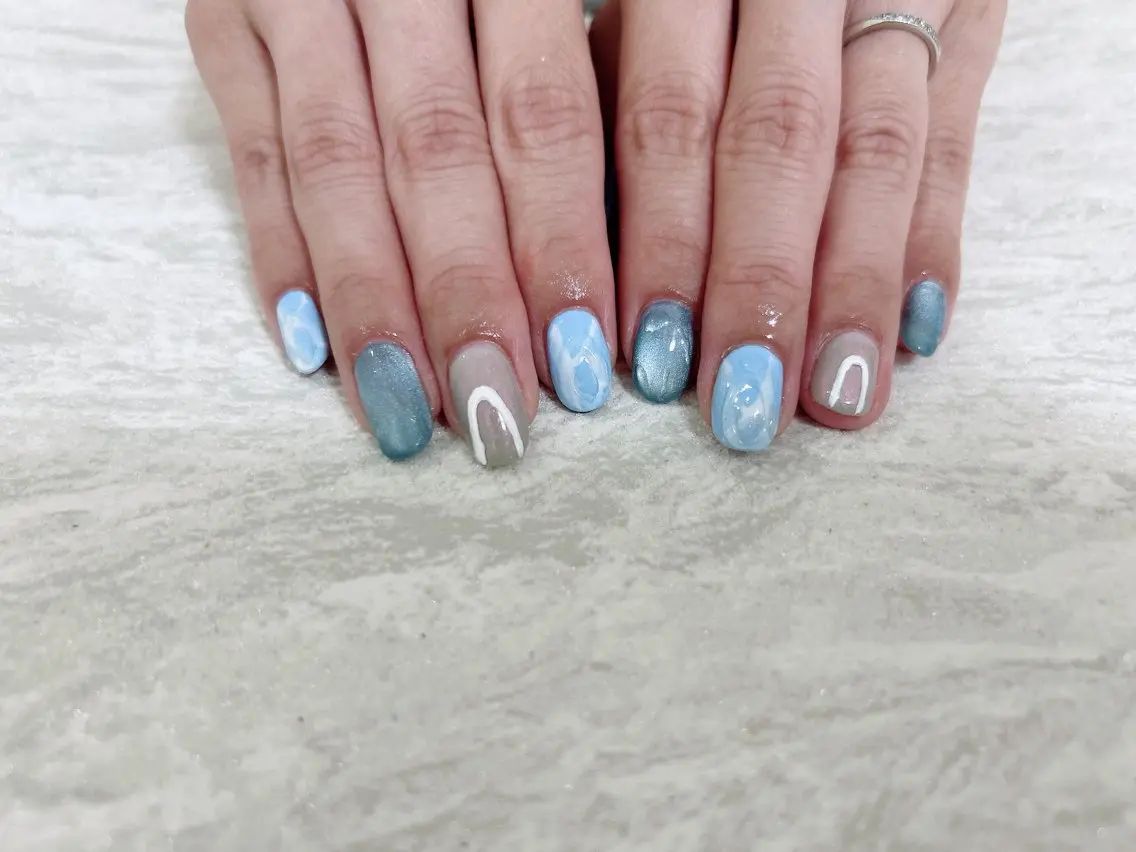 ネイル オーロラネイル フットネイル フレンチネイル ジェルネイル 韓国ネイル ハンドネイル mogunail &blowのネイルデザイン