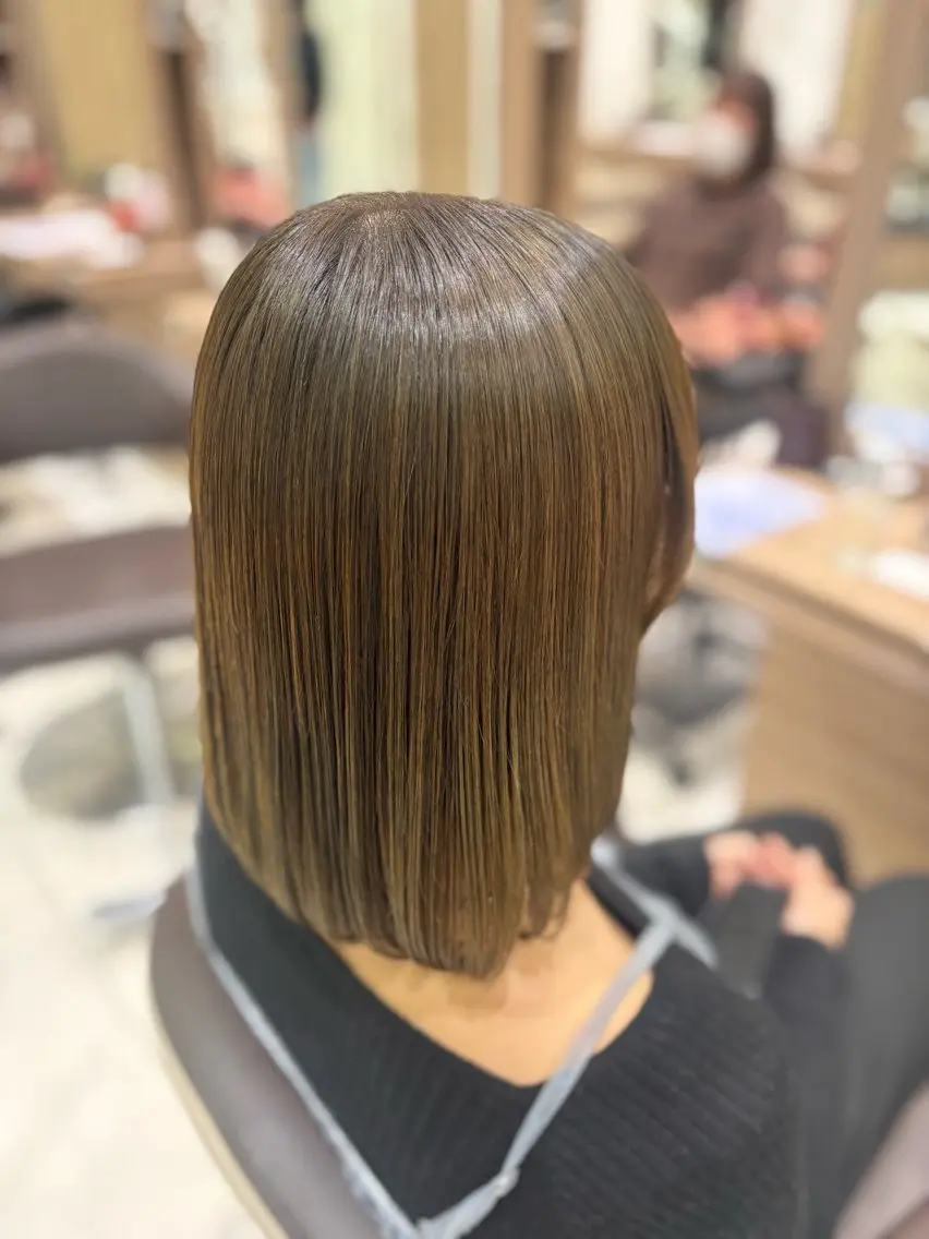 ミディアム カラー カット ヘアカラー 🐈‍⬛SARA🎀 縮毛矯正のヘアスタイル