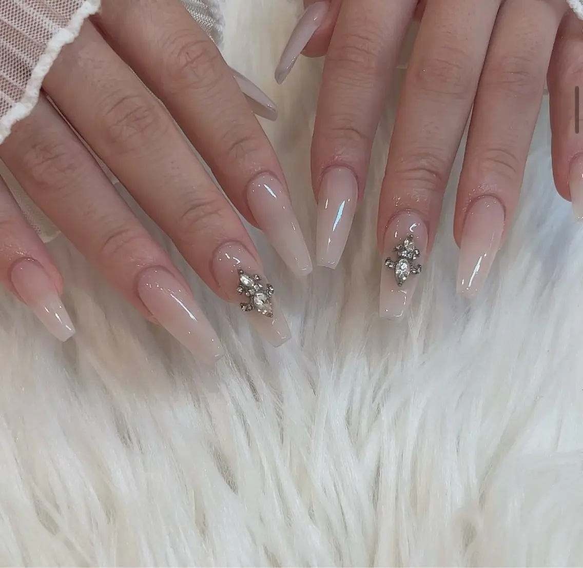 ネイル アートネイル フラワーネイル フレンチネイル ジェルネイル グラデーション ハンドネイル Ryu Nail NekoChanのネイルデザイン