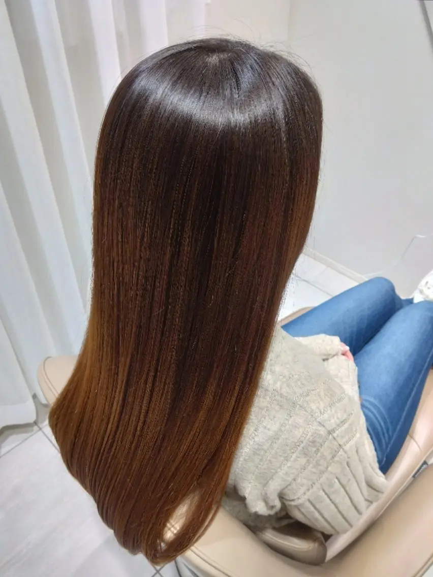 カット ヘアカラー 加東 怜のヘアスタイル