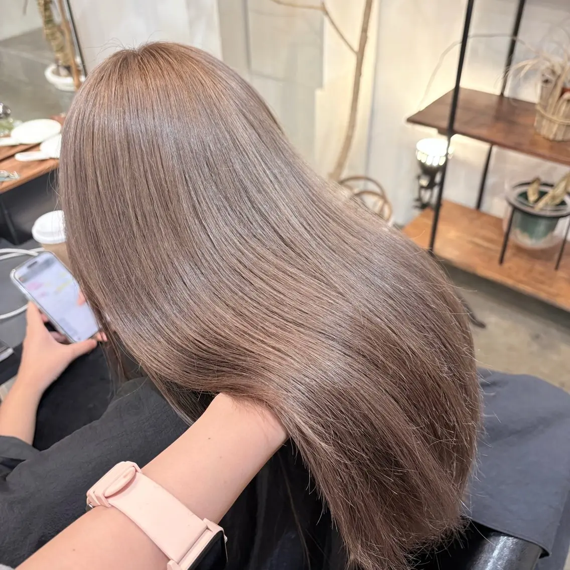 ロング カラー 𝐍𝐚𝐧𝐚{ LEB/神戸三宮元町のヘアスタイル