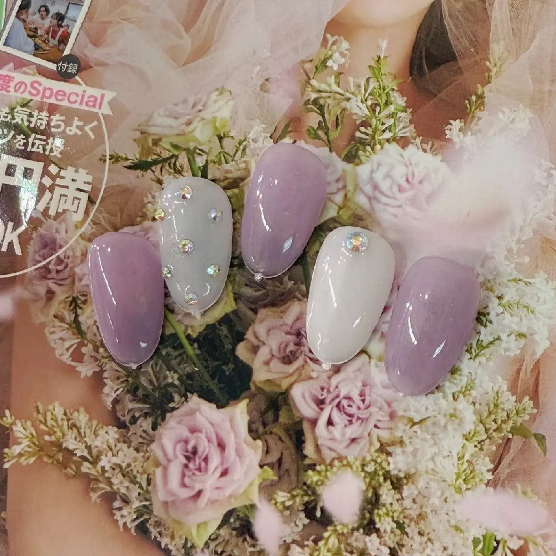ネイル ハンドネイル グロー ネイルのネイルデザイン