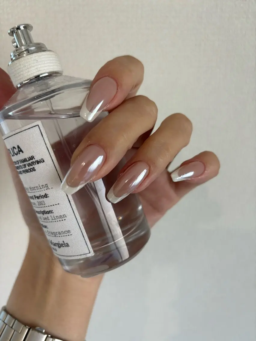 ネイル ミラーネイル nailsalon juno.のネイルデザイン