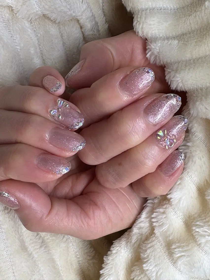 ネイル ハンドネイル SINCERELY シンシアリー🌈のネイルデザイン