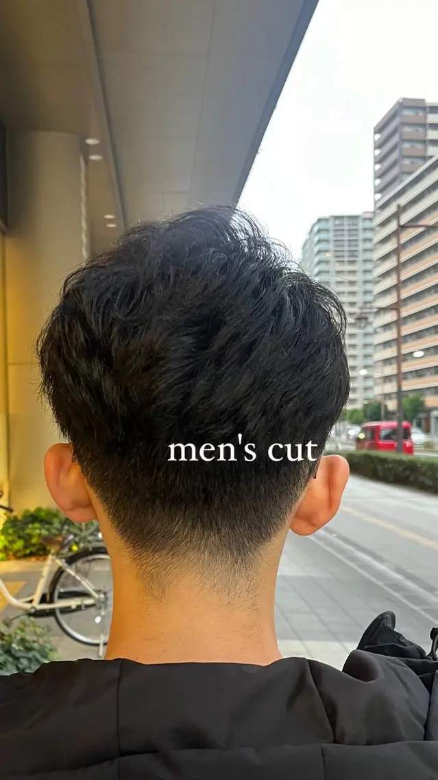 ショート メンズ 刈り上げ ルナ｜大人レイヤー /上品/透明感カラーのヘアスタイル