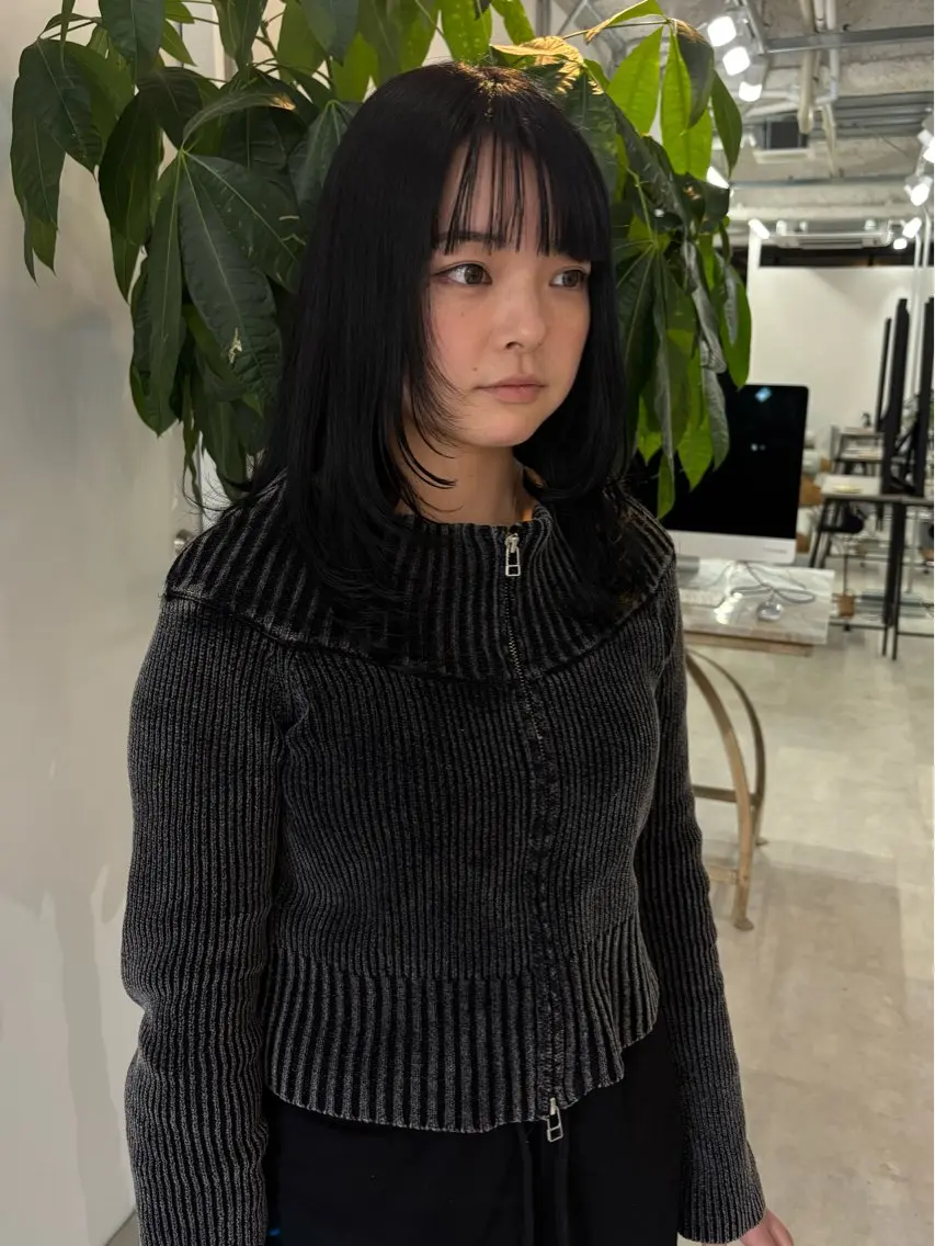 ミディアム カラー カット ヘアカラー トリートメント 透明感カラー/髪質改 善/烏丸御池/寿々乃のヘアスタイル
