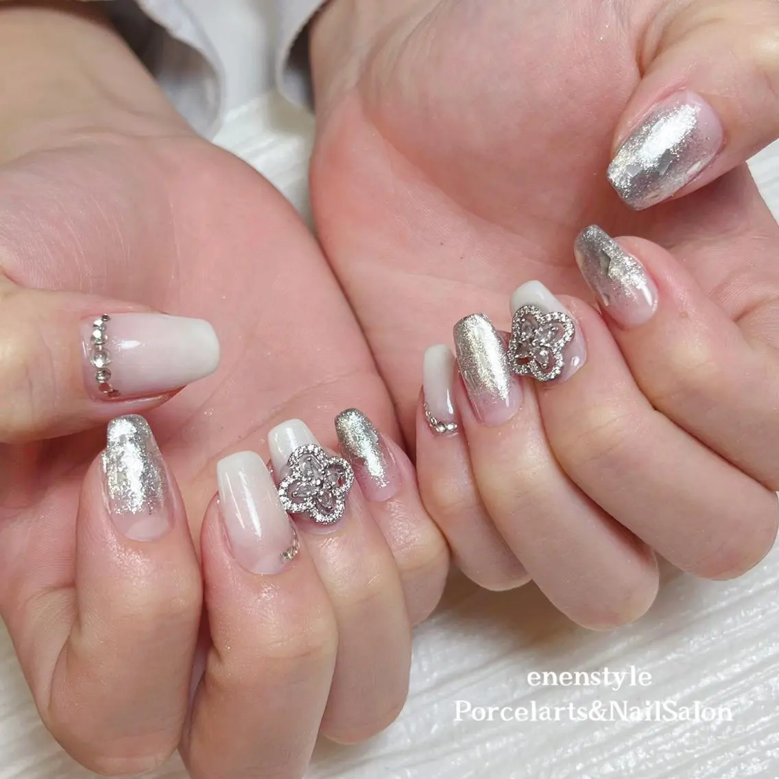 ミディアム ネイル 🐾enen style 🐾のネイルデザイン