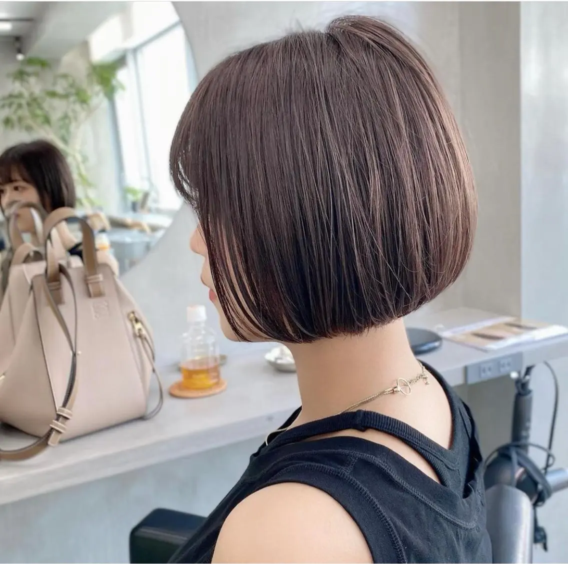 ショート カラー ボブ カット ヘアカラー トリートメント 👑ボブはお任せ ミヤノ👑のヘアスタイル