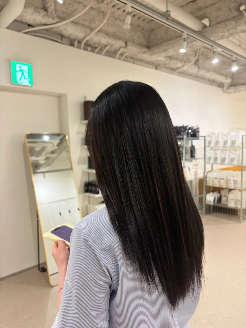 カラー 松本 ゆらのヘアスタイル