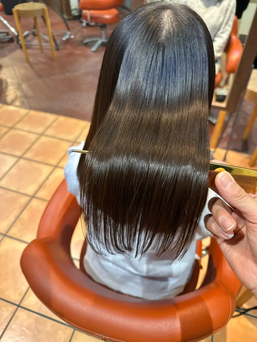 セミロング パーマ 縮毛矯正 カット 縮毛矯正 トリートメント 高木 陽平のヘアスタイル
