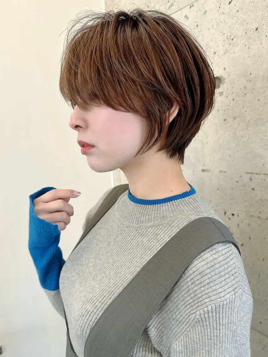 ショート カット ヘアカラー 浅井 寛十朗のヘアスタイル