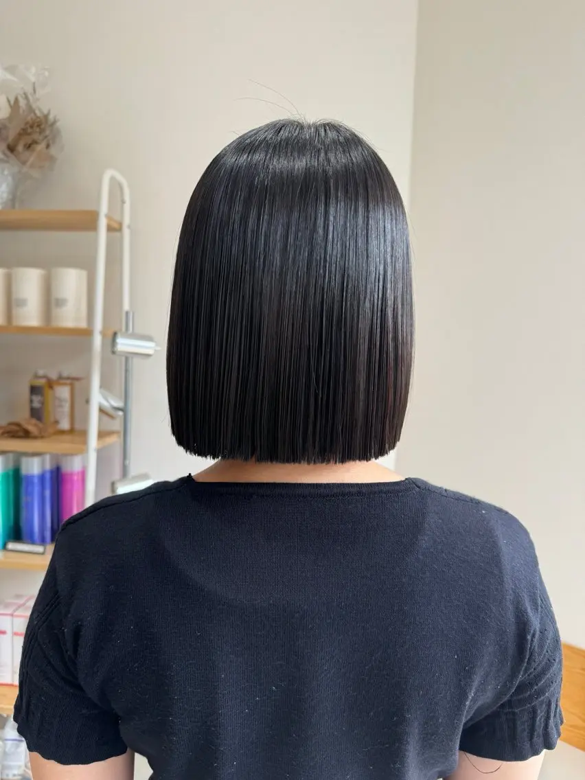 ショート 切りっぱなしボブ ボブ 縮毛矯正 堀越 美羽のヘアスタイル