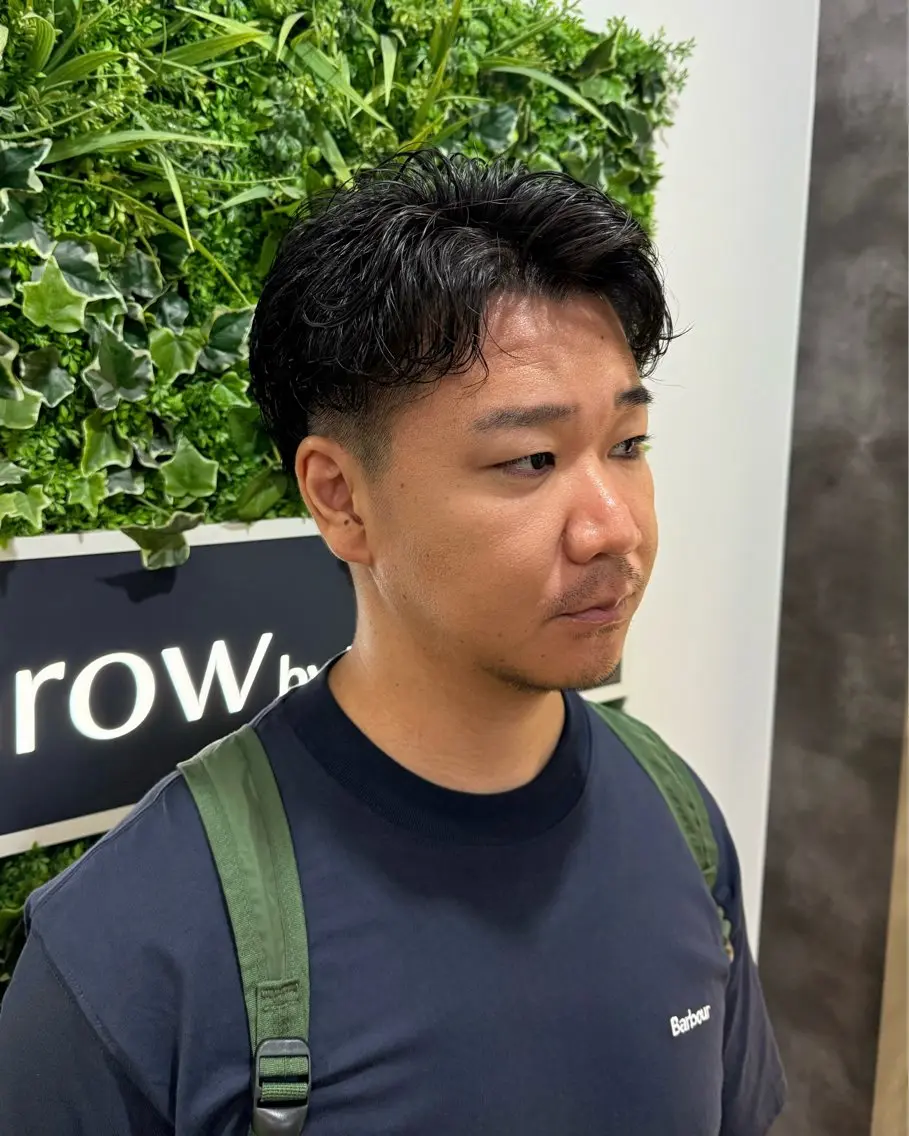 パーマ メンズ フェザーパーマ メンズパーマ ニュアンスパーマ カット パーマ Grow by NYNY 馬渡 真輝のヘアスタイル