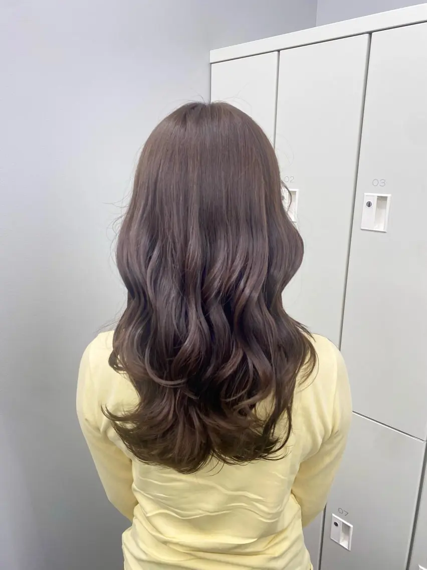 ロング ヘアカラー ジャスミン /ROCCO 3rdのヘアスタイル